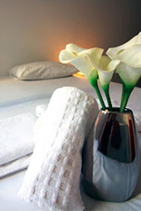 Pousada Fullano _ Entre Copacabana E Ipanema - Suites Privativas Confortaveis! 里约热内卢 外观 照片
