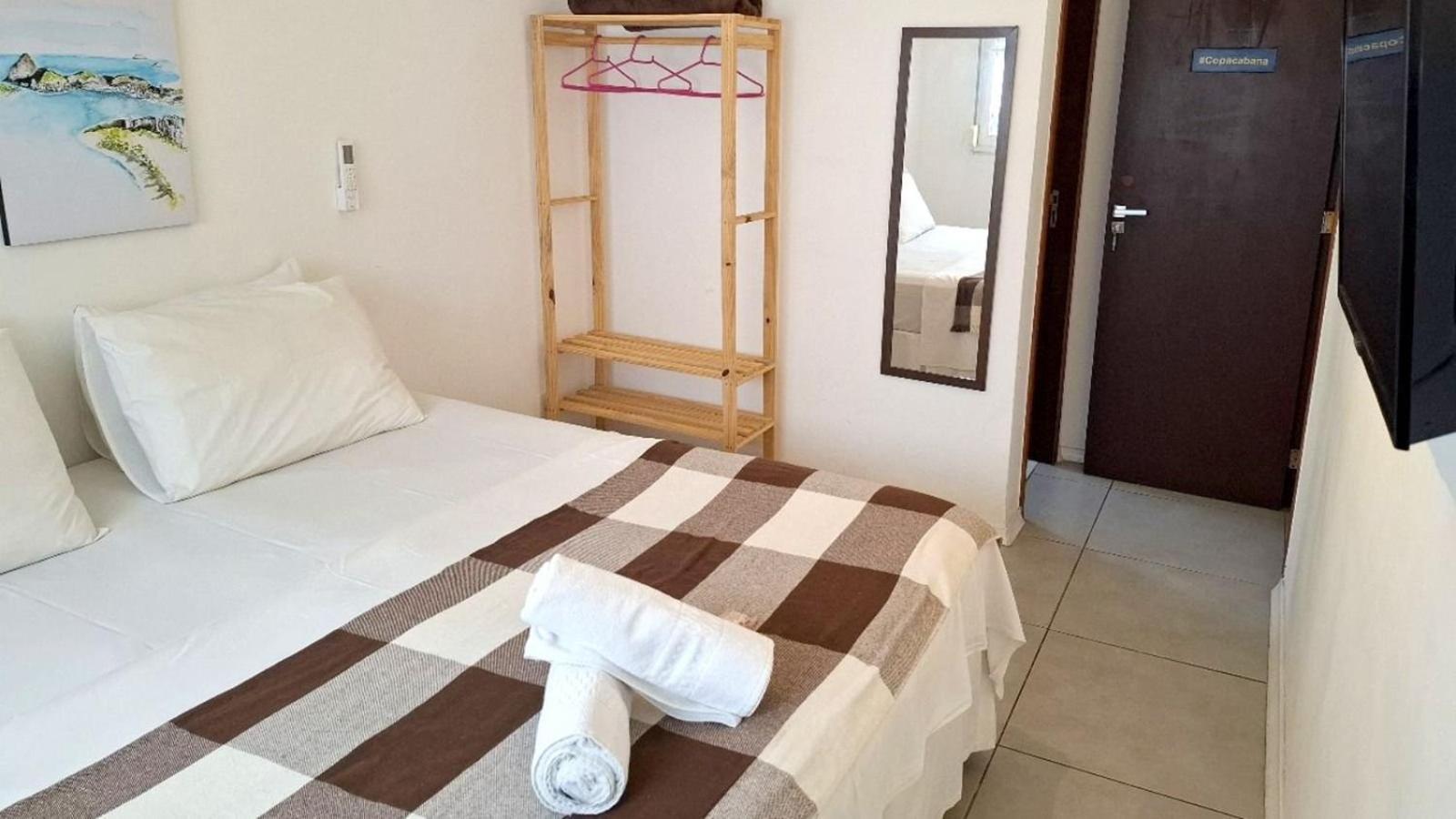 Pousada Fullano _ Entre Copacabana E Ipanema - Suites Privativas Confortaveis! 里约热内卢 外观 照片
