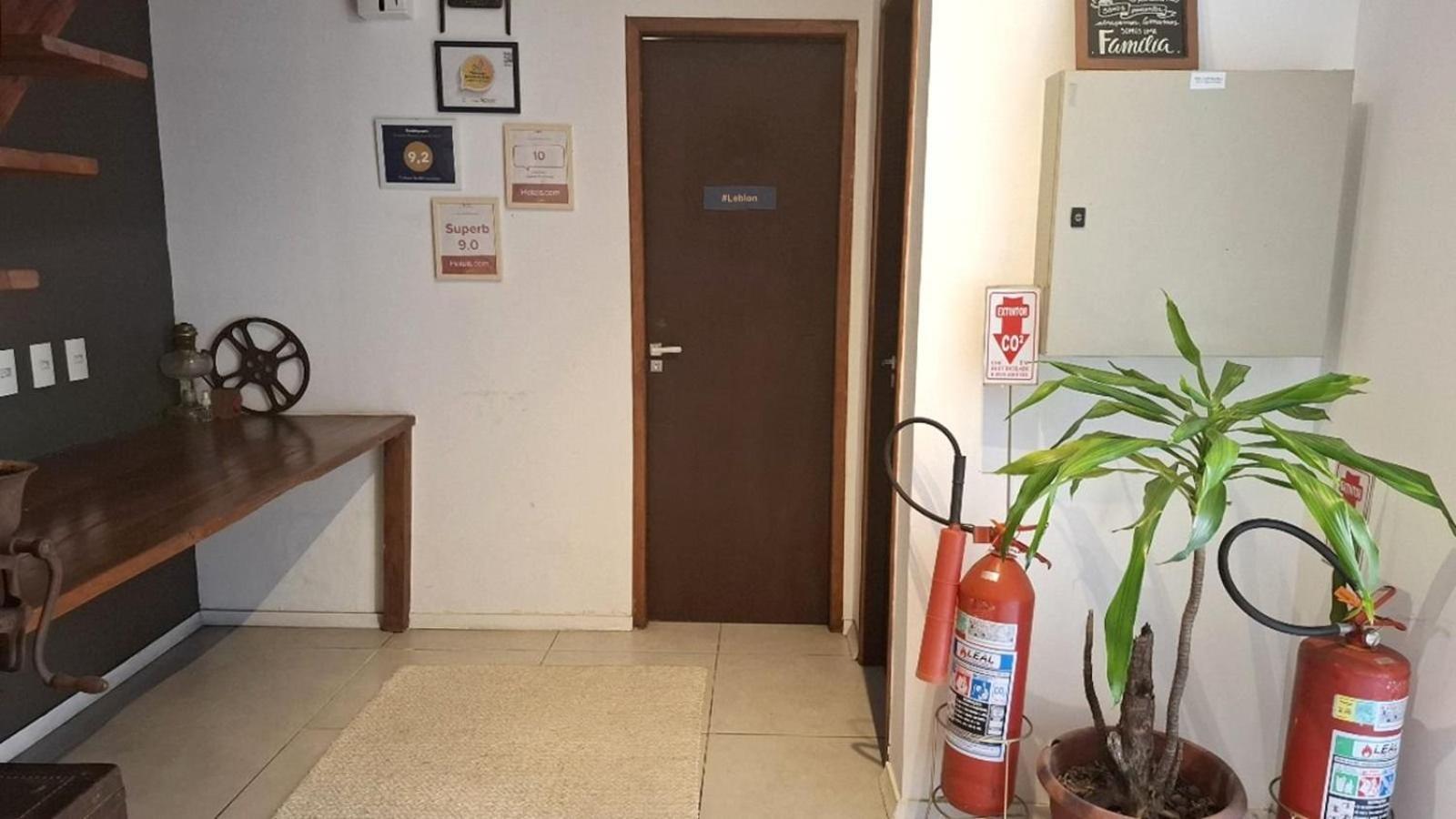 Pousada Fullano _ Entre Copacabana E Ipanema - Suites Privativas Confortaveis! 里约热内卢 外观 照片